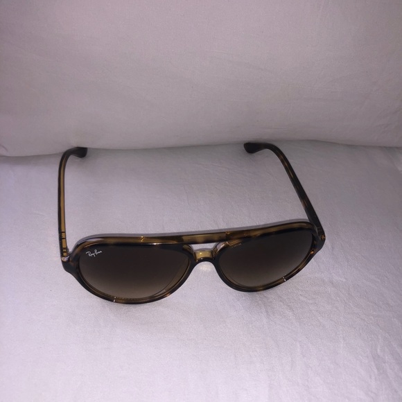 Ray-Ban Tortoise Aviator Sunglasses - Picture 3 of 5